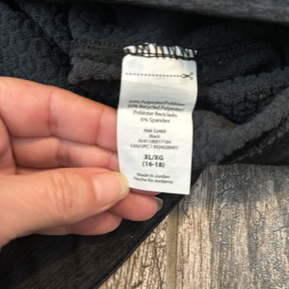 AVIA pullover - Picture 6 of 7